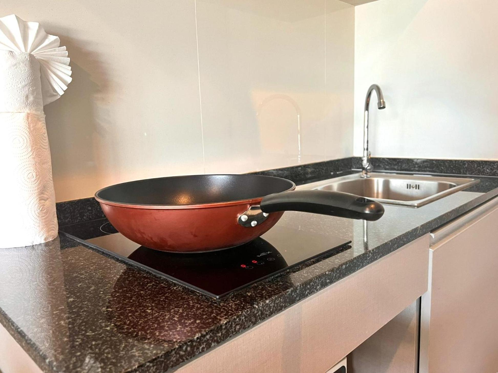 Appartamento 6Th Avenue Surin By Lofty Esterno foto